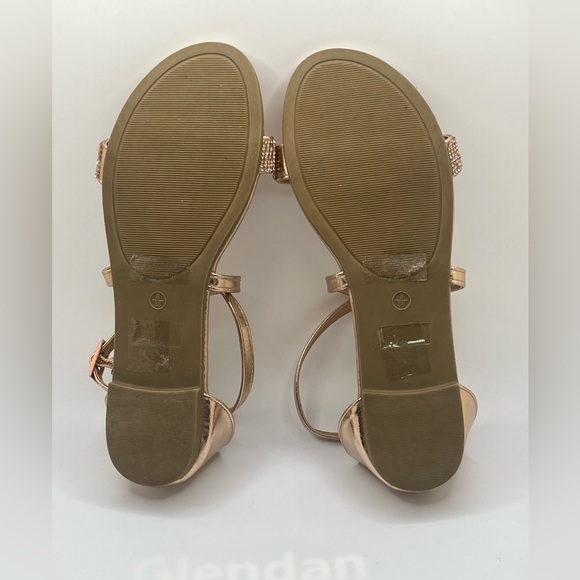 DB STUDIO Women’s Rose Gold Crisscross Strap Sandals  Size 8 - Picture 10 of 10